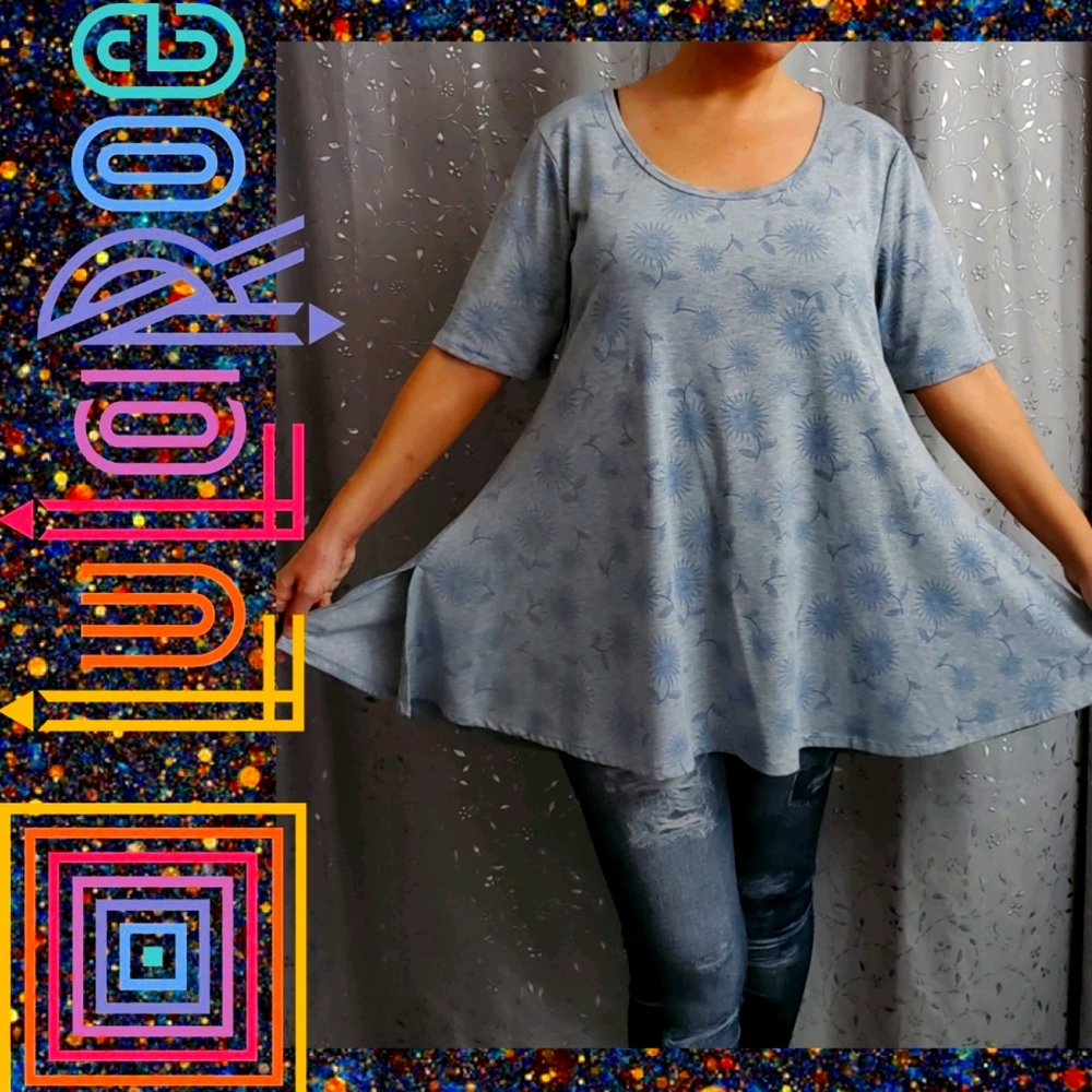 LULAROE Floral Perfect T Flowy, NWOT